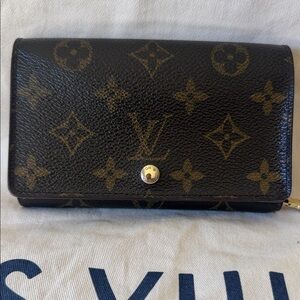 Louis Vuitton Brown Monogram  Tressor Trifold Wallet